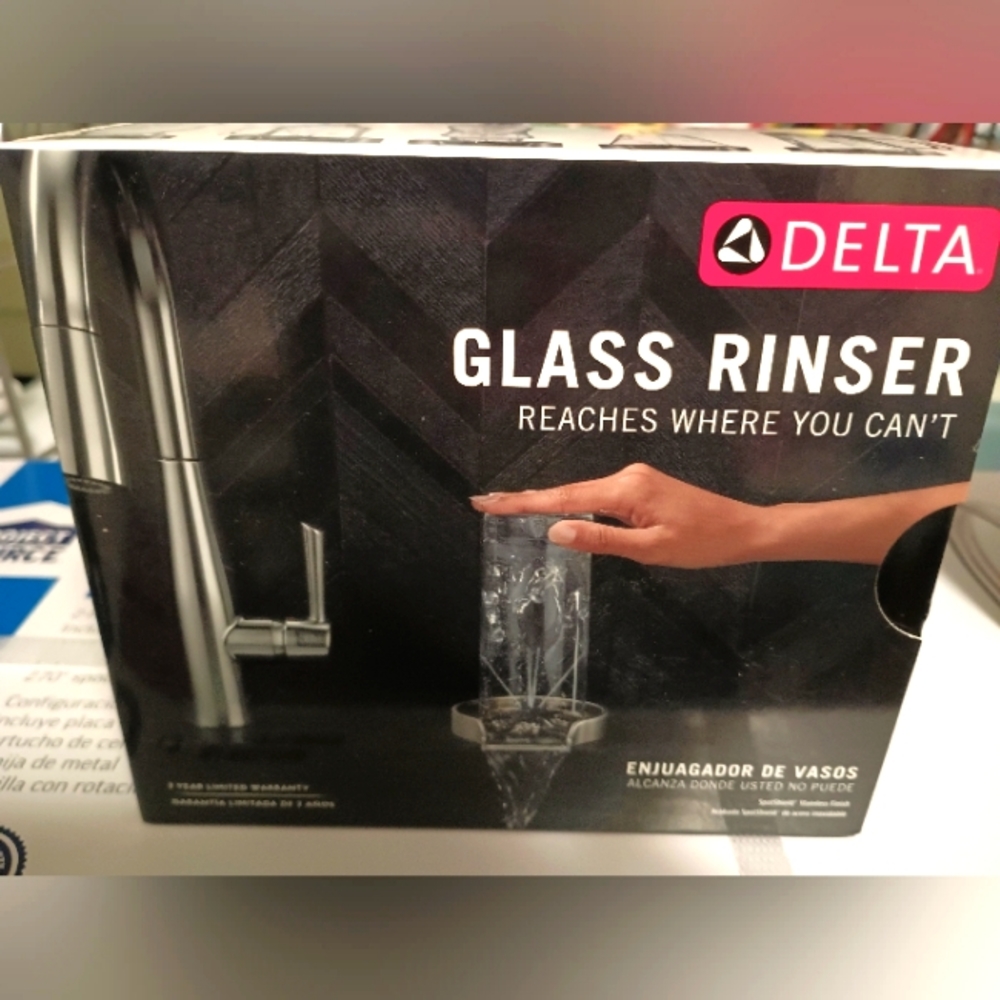 Delta Glass Rinser